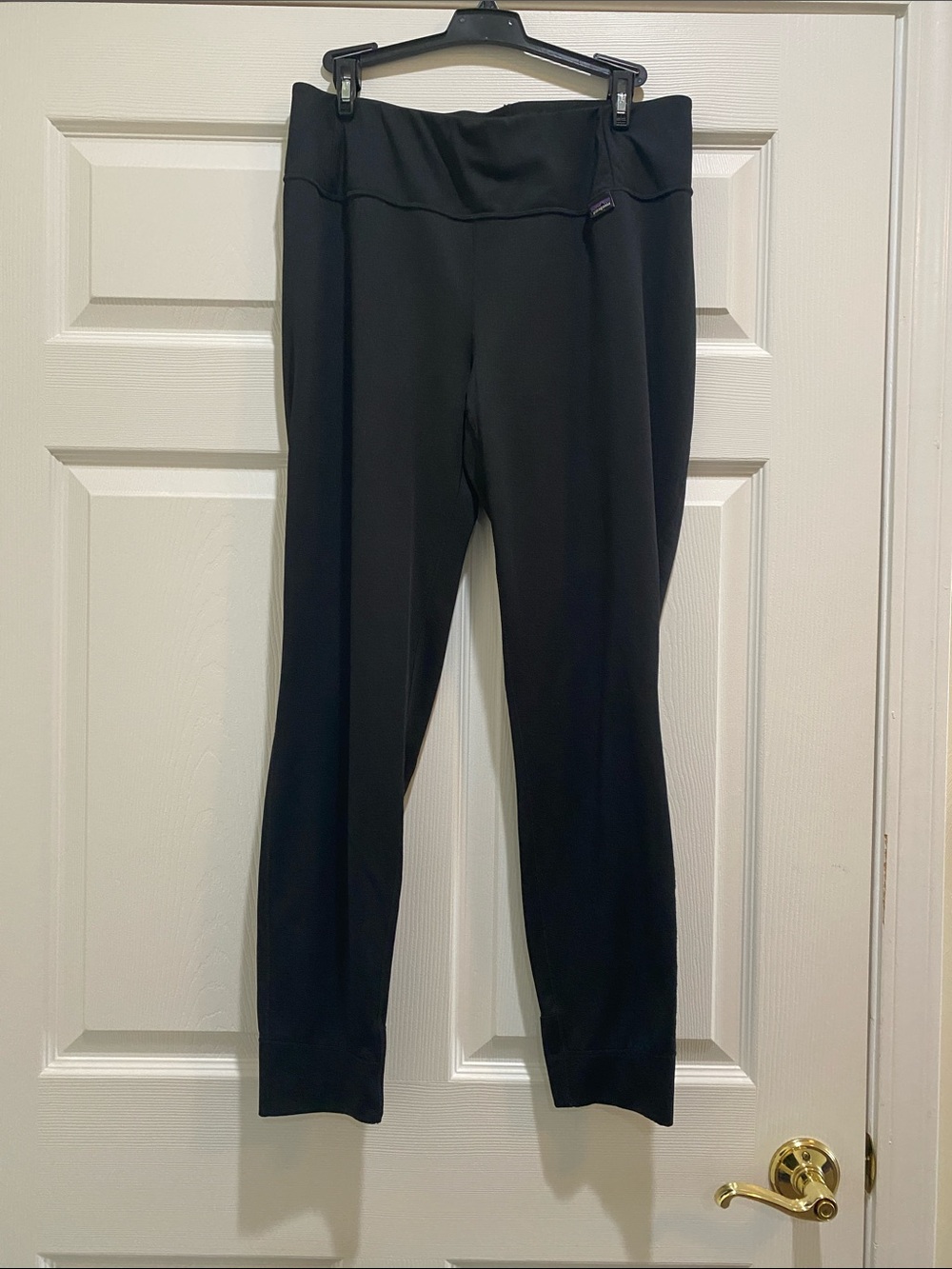 Patagonia Women's Black Leggings with Stretch Waist